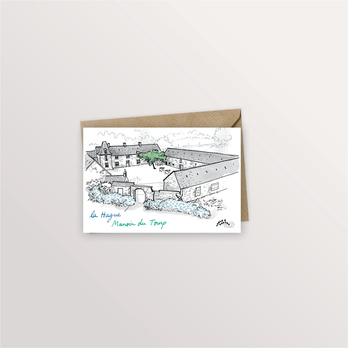 Carte postale La Hague - Le manoir du Tourp, Table à cartes