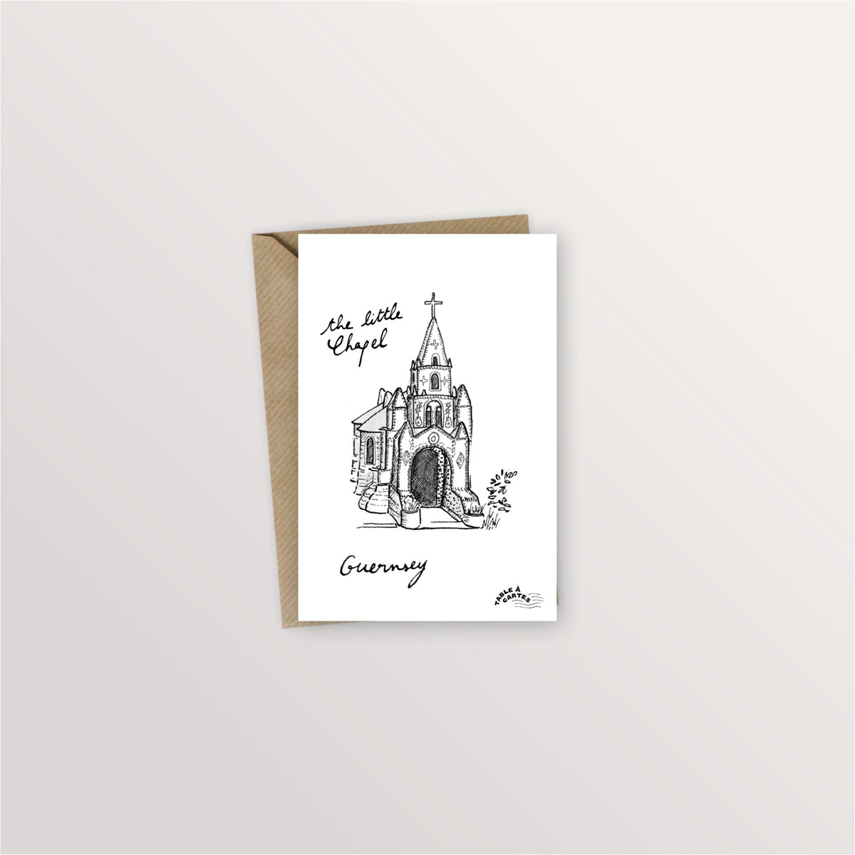 Carte postale Guernesey : la Little Chapel dessinée à l'encre, avec son enveloppe kraft