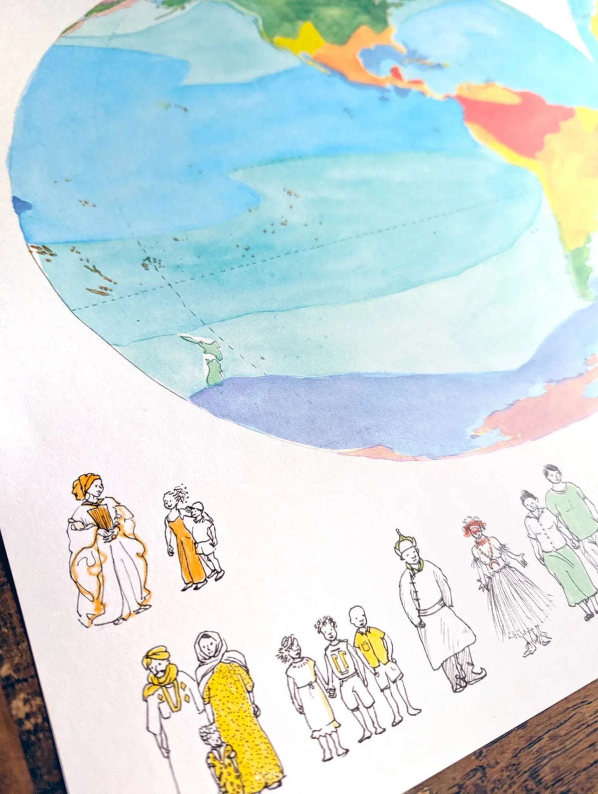 Détail de l'affiche « Palette du monde » : hémisphère aquarellé et personnages du monde dessinés à l'encre